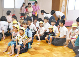 大雨避難　共助の心