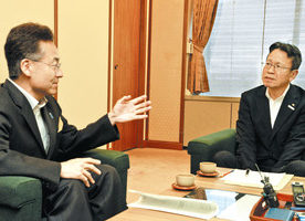 中間貯蔵計画地「早期に」　杉本知事　関電社長に要請