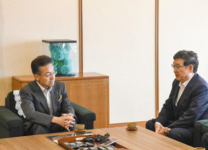 【地域】燃料取り出し「安全最優先で」 もんじゅ計画遅れで機構に知事