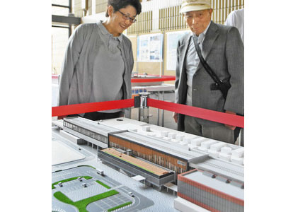 【地域】新幹線４駅舎 コンセプトそれぞれ 県庁で模型展示
