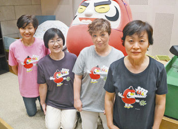 【地域】胸に加古さん作品キャラ 越前市絵本館、Tシャツ発売