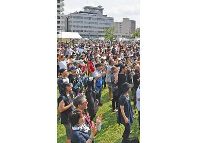 【地域】街中でノリノリ初の野外フェス　７日まで福井で