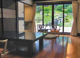 【地域】「里山の隠れ家」 人気　昨年再開、小浜の旅館　