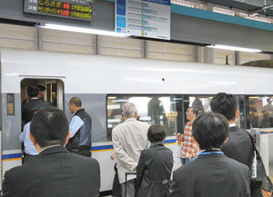 しらさぎ「指定取りづらい」　東京へ米原回り　福井駅乗降客も困惑
