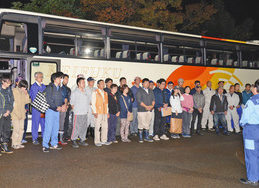 県公募のボランティア　第１班が長野へ