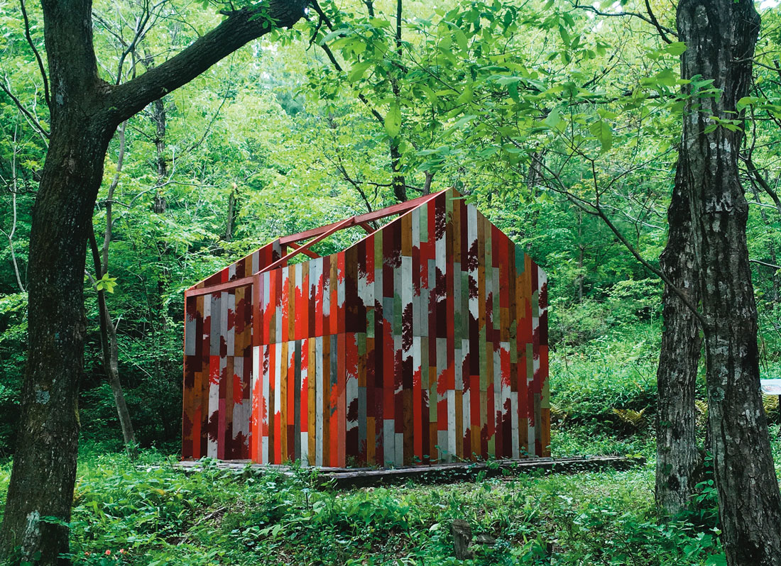 月刊ウララ10月号から“かなり見せ”企画！特集「アートってなんだ？」