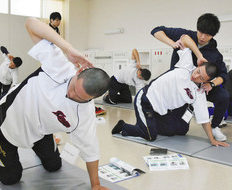 福井で高校球児の肩肘健診　県高野連