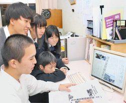 美方高５０年　つながる新聞　応援受け　定期号第１５０号来月発行