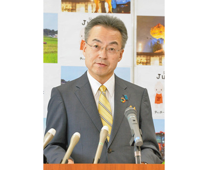 杉本知事会見　県と市庁舎移転「効率的」