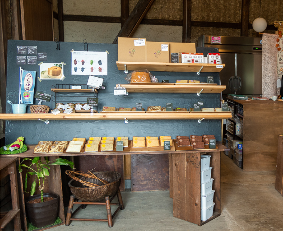 うちのぶどう 鯖江店舗