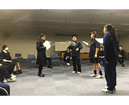 創作した脚本で演劇　福井　高校生らワークショップ