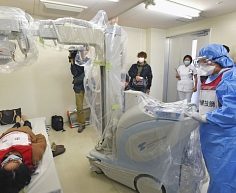 新型肺炎の患者受け入れ訓練　福井赤十字病院