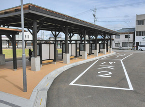 丸岡の新玄関口 整備完了 バスターミナル あす利用開始 日々urala ウララ 福井県のおすすめ情報