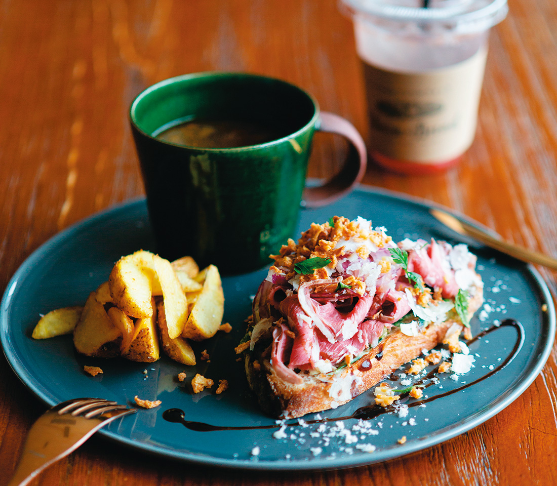 Okabreローストビーフ＆チーズ。