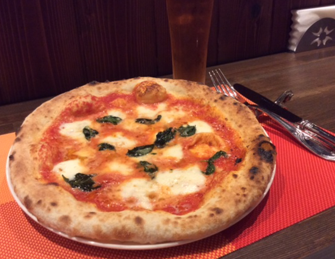 イタリア料理店 アルコバレーノ