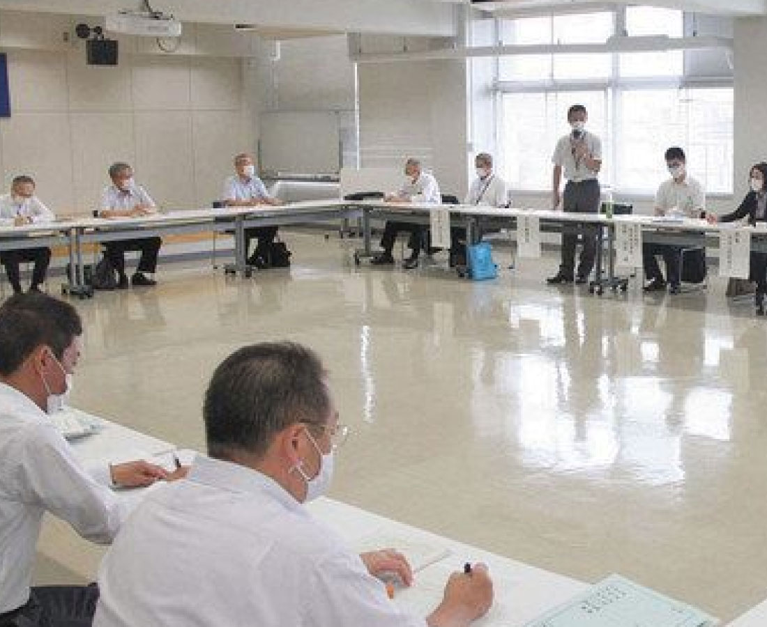 就職支援へ情報共有　連絡会　県立高校長ら報告