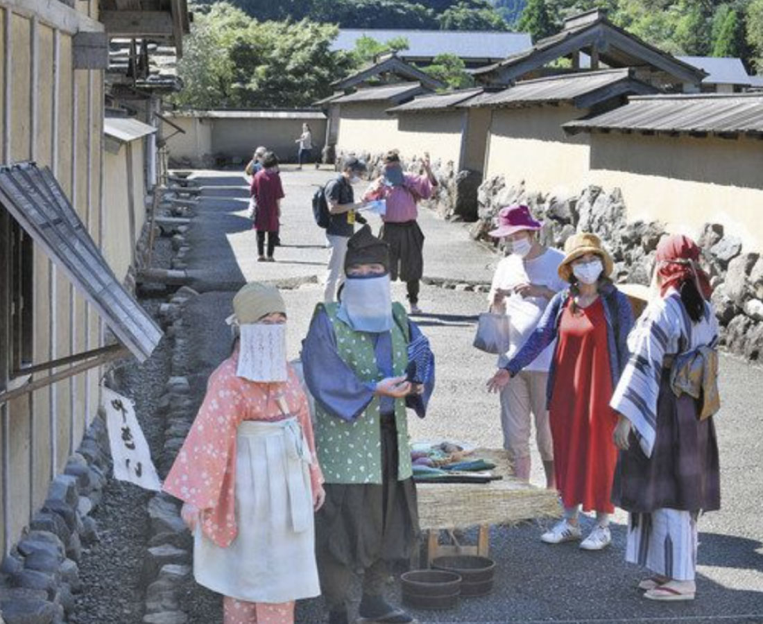 戦国城下町　にぎわい再現　　福井の朝倉氏遺跡復原町並　　対策しっかり