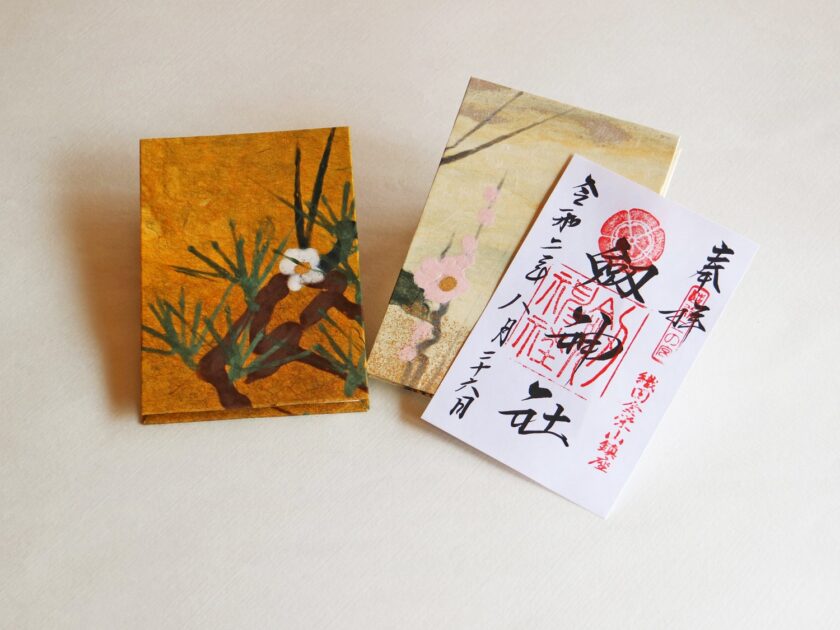 陶芸村で越前和紙の御朱印帳をつくろう