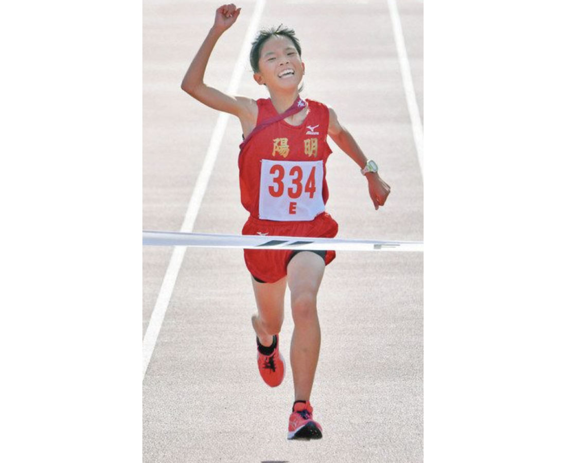 陽明　初の女子頂点　男子武生二が連覇　　県中学駅伝