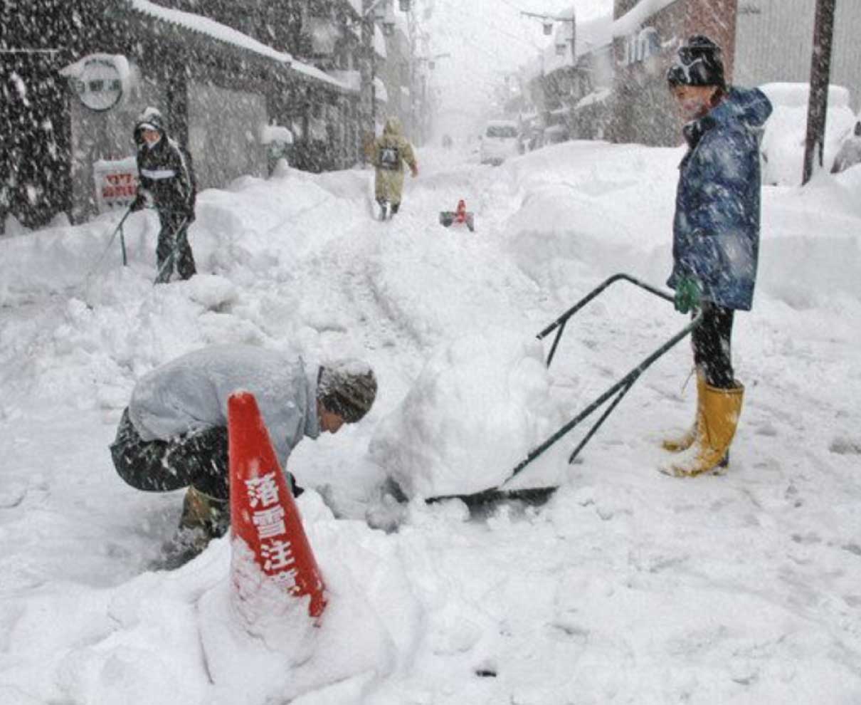 融雪止まり勝山住民苦労　市街地商店街　市の対応に疑問の声