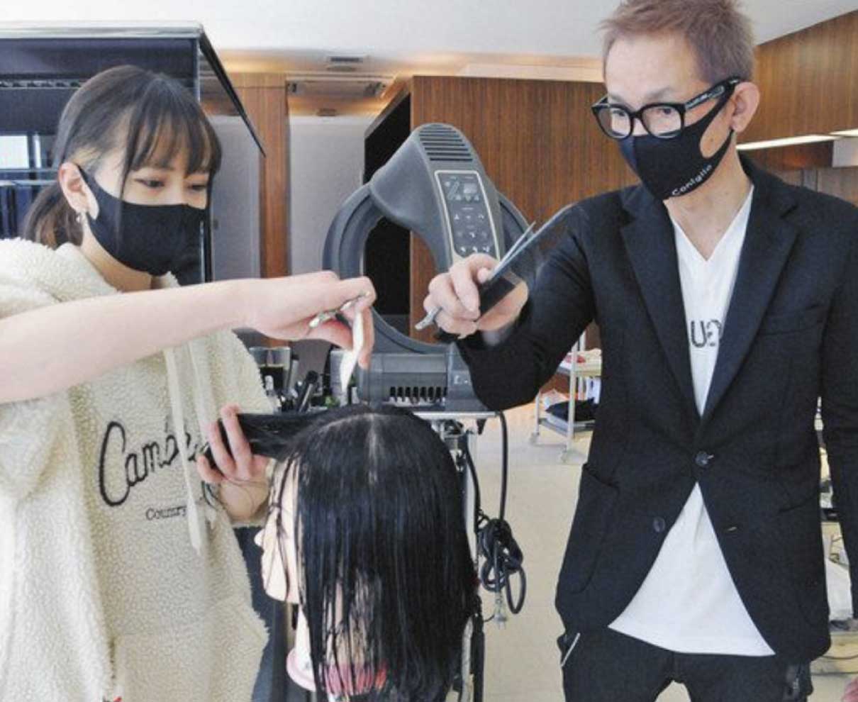 コロナ禍で新しい働き方　福井の美容室が営業時間内に練習、ミーティング導入