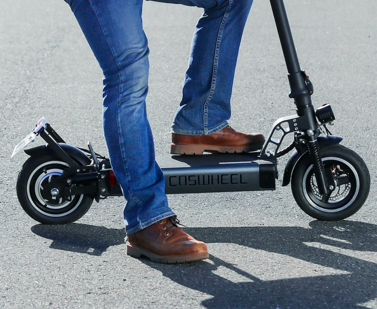 公道走行OK！ サスティナブルな移動手段として今注目のEVスクーターに乗ろう！