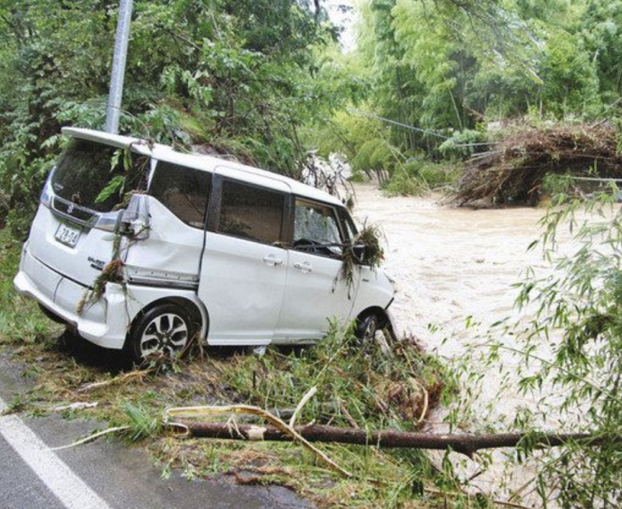 福井、鯖江、越前町　記録的大雨　一時８万人　避難指示