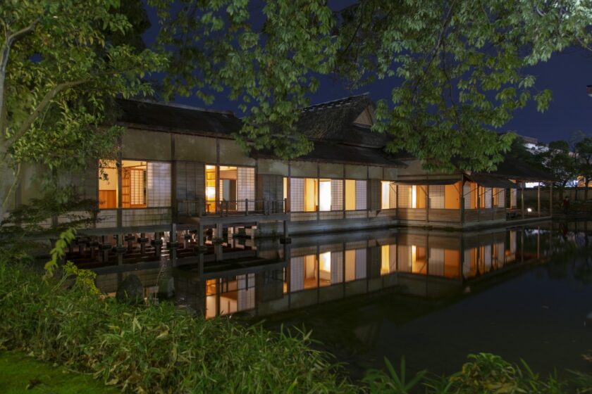 養浩館庭園 秋のライトアップ