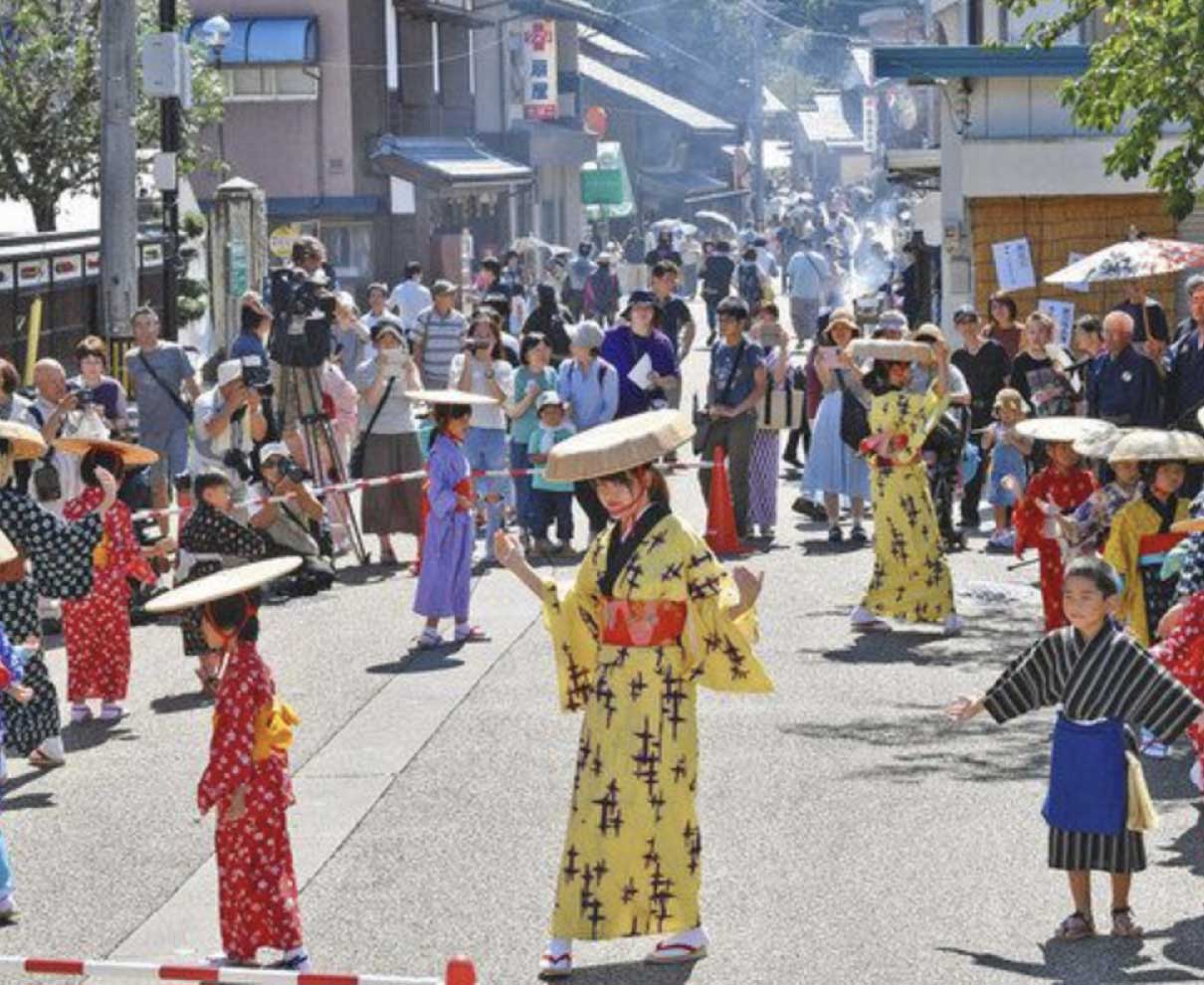 県教委、無形民俗文化財に再生隊　羽根曽踊保存会をモデル団体に
