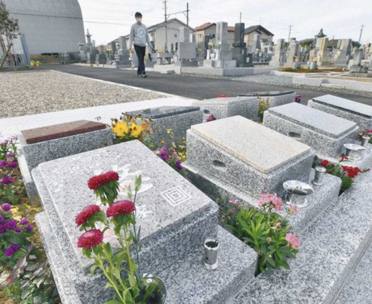 ガーデニング霊園、花で囲み永代供養　鯖江の寺に完成