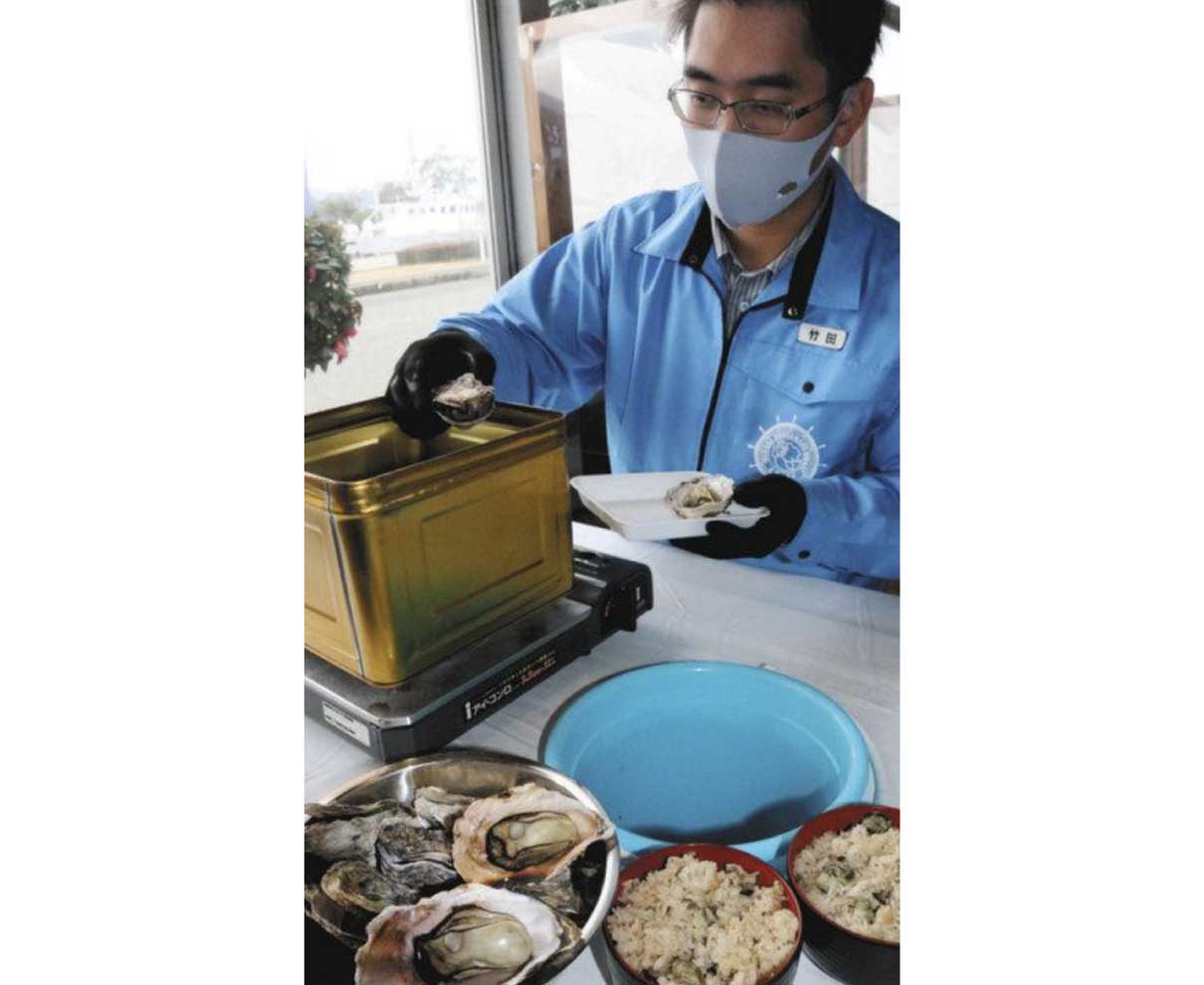 小浜で「牡蠣小屋」５日にオープン