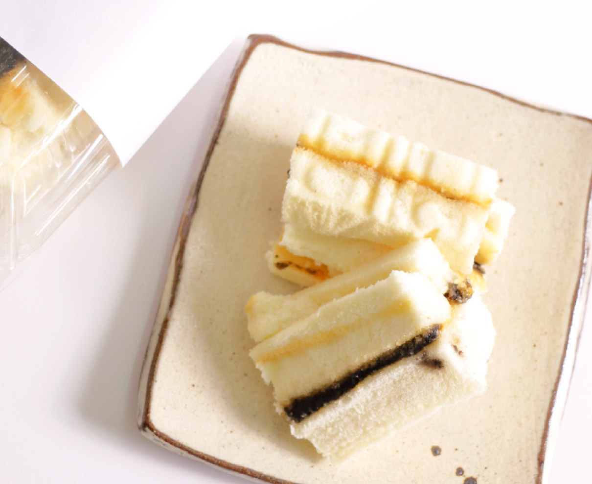 土曜日のおやつは「朝日風月堂」の もったいないお菓子豆腐 に決まり！