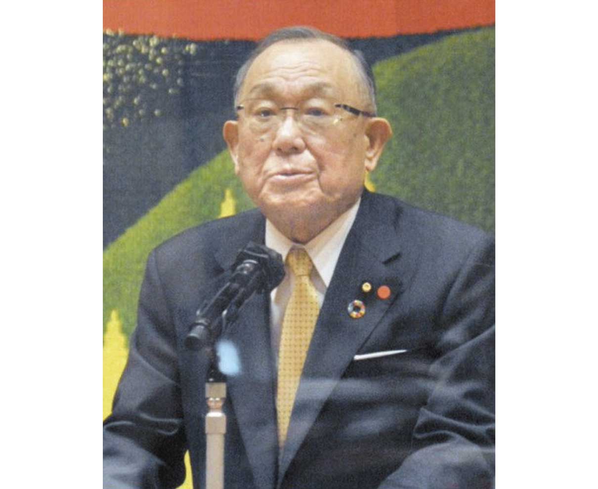 自民県連　山崎会長「３期目　全力で」　続投決定　人事、若手の起用も