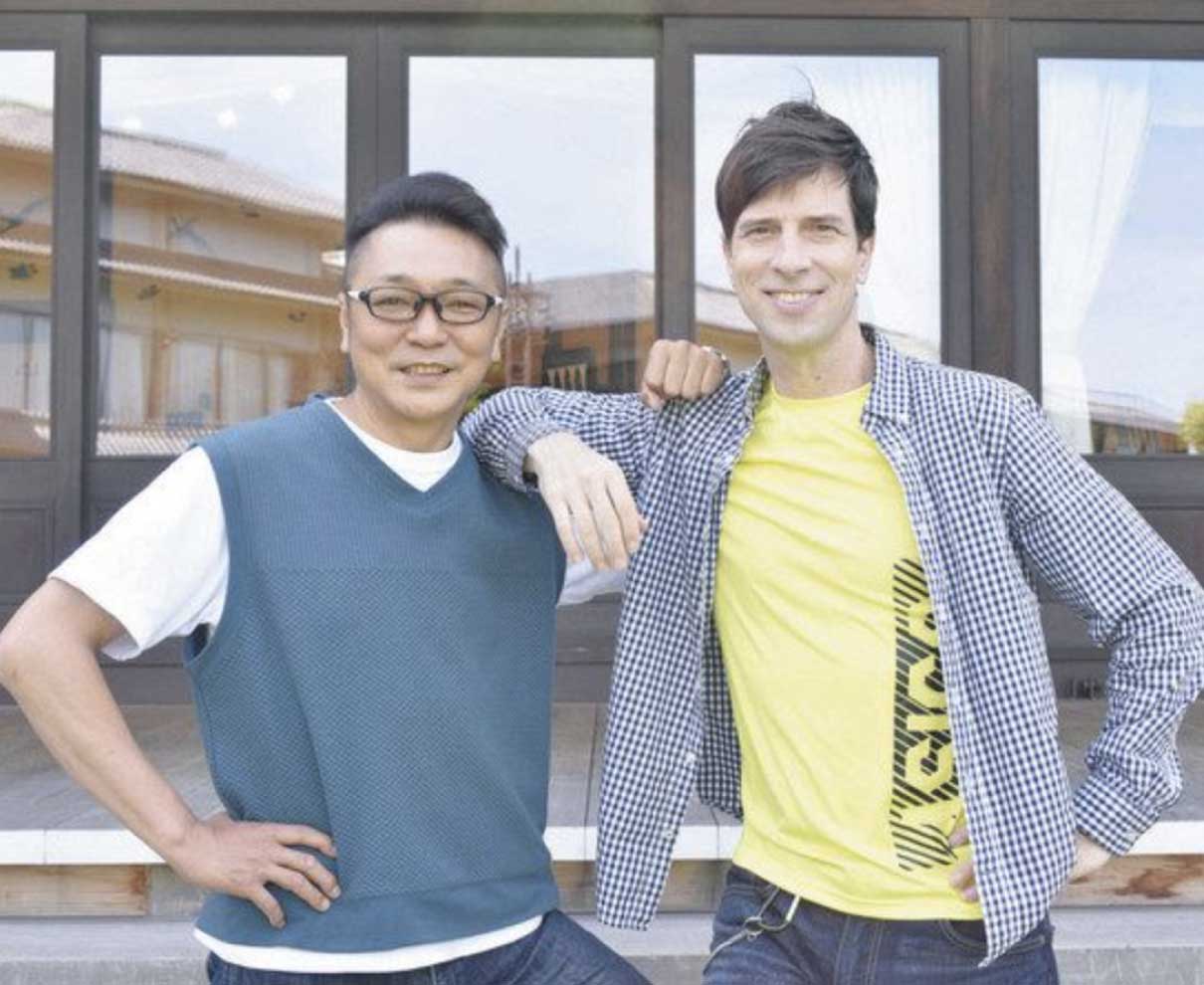 第二の故郷に錦飾りたい　お笑いコンビ「パックンマックン」２５周年