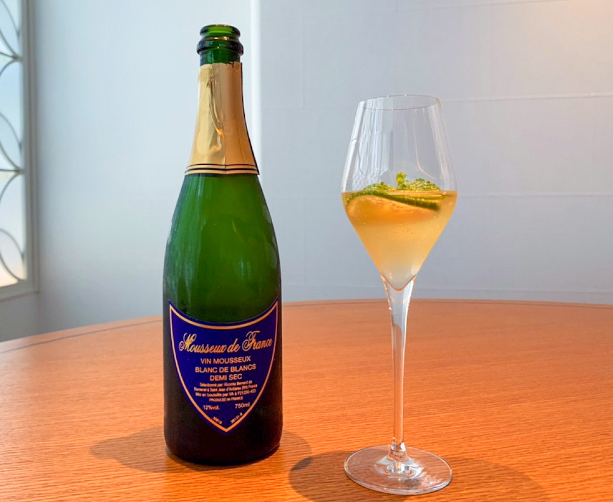 『Fukui French Aujus（オージュ）』より、爽やかなスパークリングワインと美味しいコース料理を提案｜ホテルリバージュアケボノ