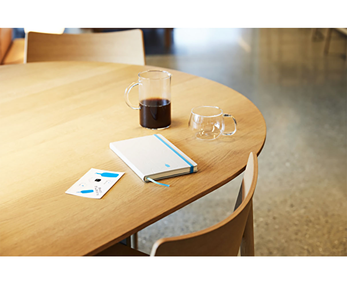 コーヒーの勉強を始めたい人にぴったり。「国際コーヒーの日」に登場する、ブルーボトル初のノートブックが素敵