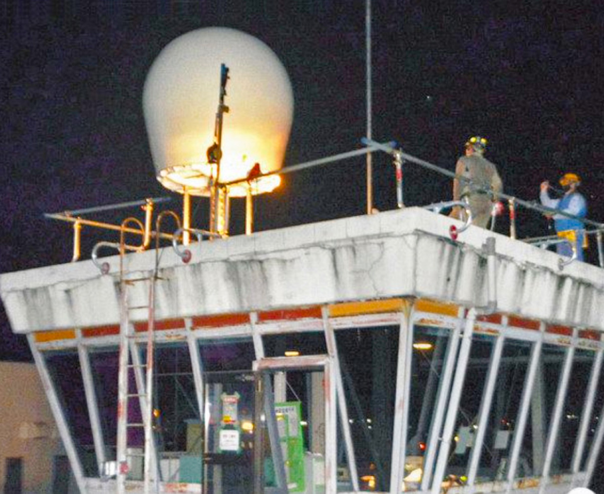 高機能レーダー　福井空港に設置　JAXA　　雷予測、機体損傷防止へ今月下旬から観測