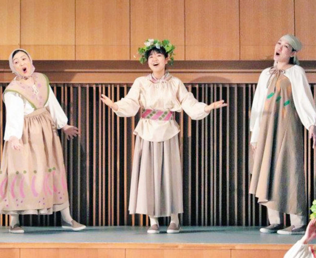 「主役は県民アンサンブル」　県立音楽堂25周年ミュージカル記者ルポ　プロからの言葉を誇りに