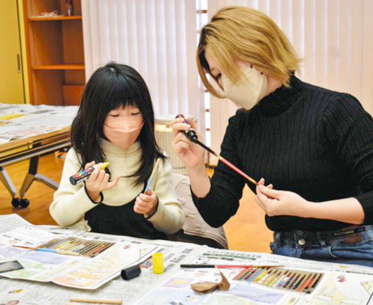 箸作り体験、所作も学ぶ　小浜で教室
