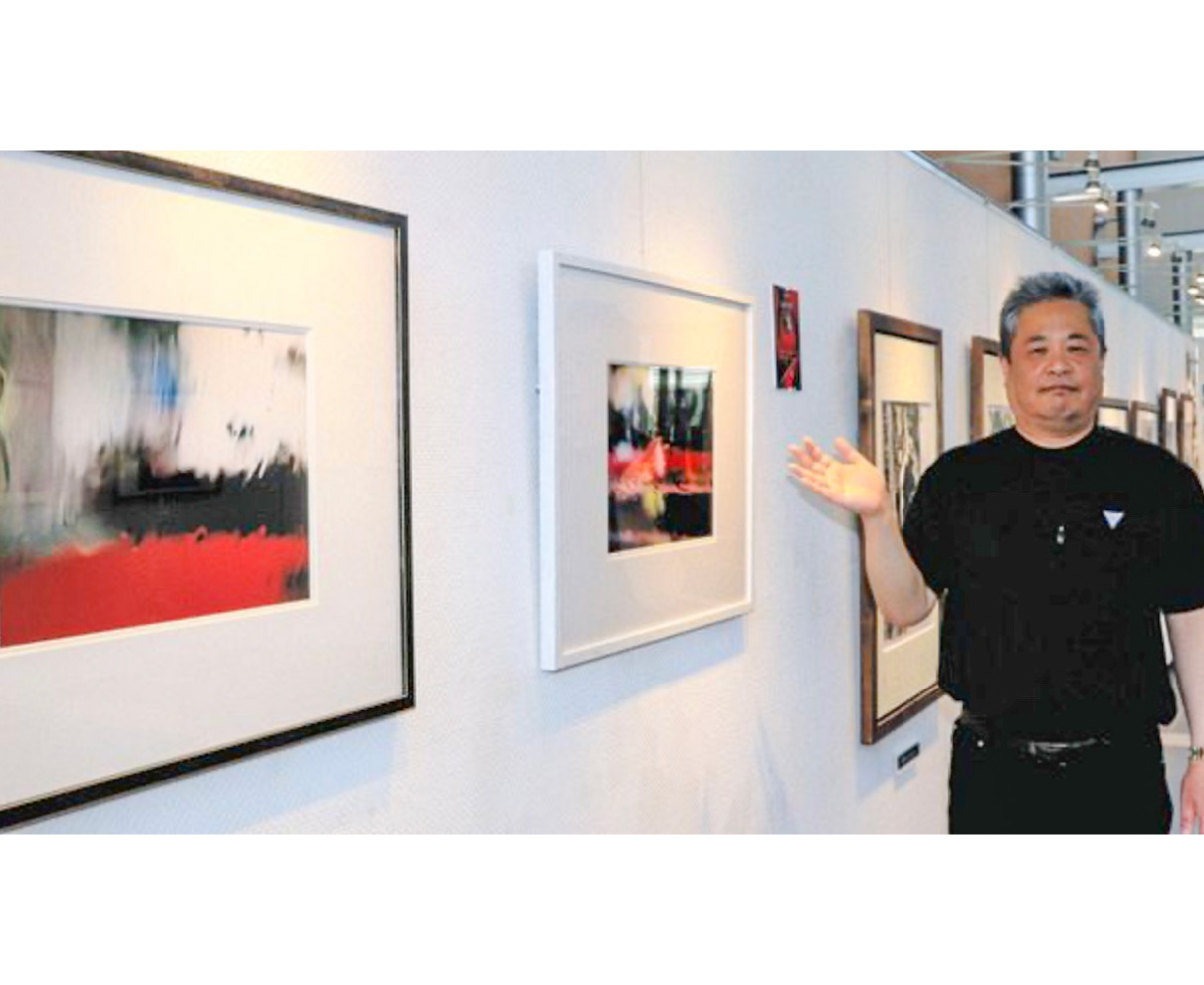 嶺南の芸術家８人が作品　写真や切り絵、若狭で展示