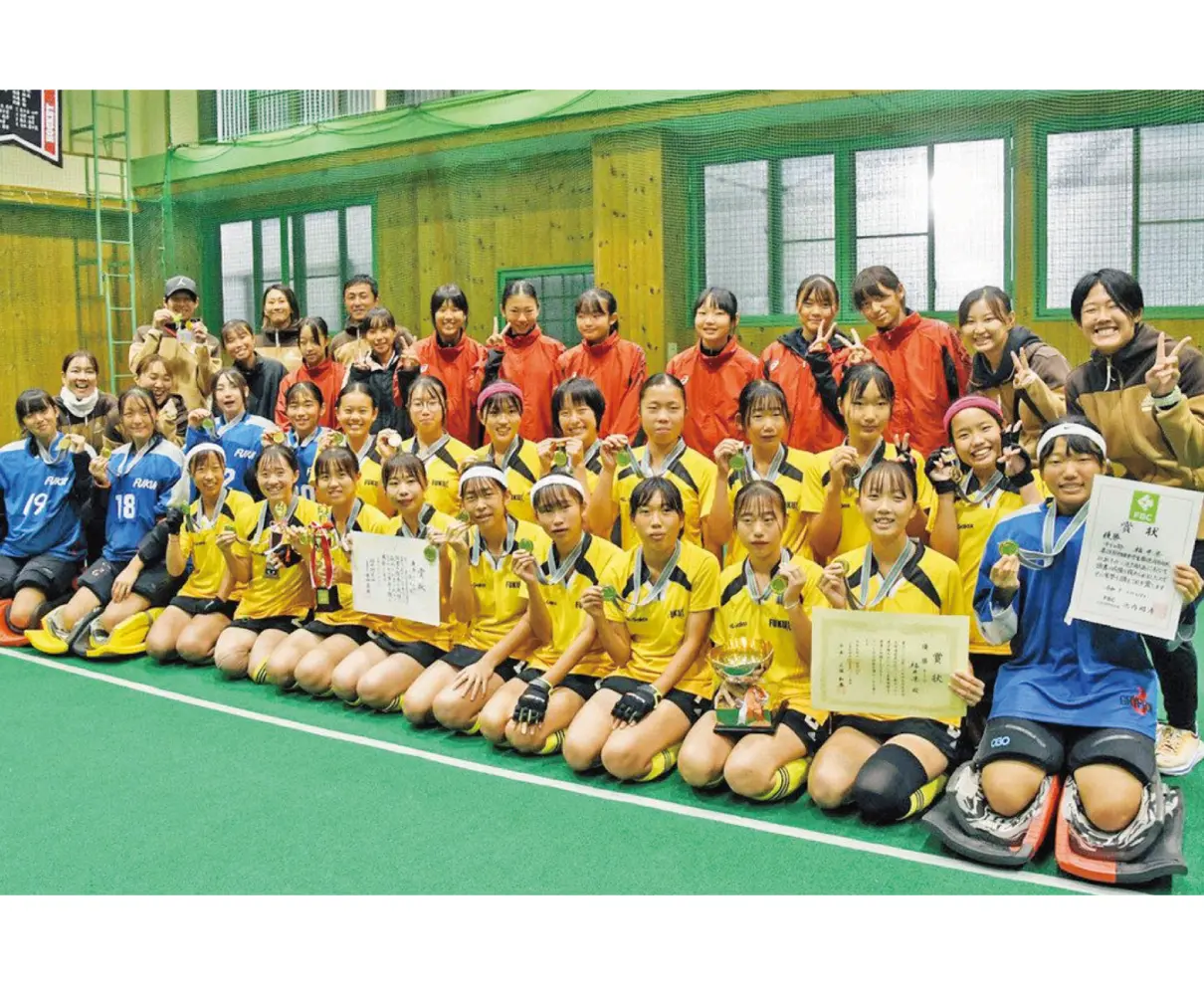 ホッケー県選抜女子連覇　全日本中学都道府県対抗