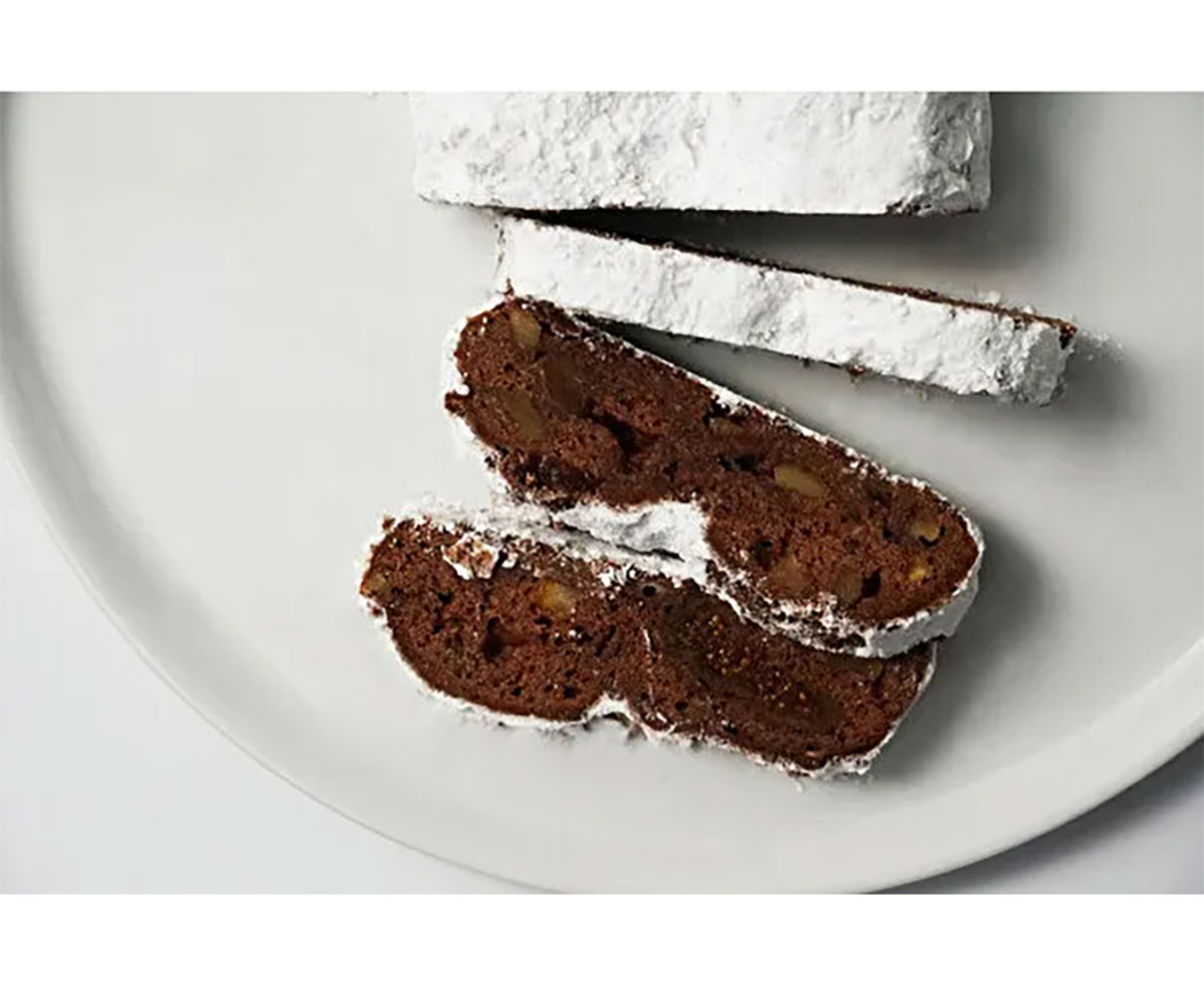 クリスマスまでの期間をしあわせにする「シュトーレン」9選。チョコに栗、焦がしバター…今年はどれにする？