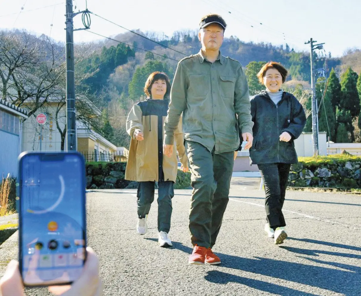 歩くほどお得？「はぴコイン」好評　開始1カ月、大手との差別化なるか