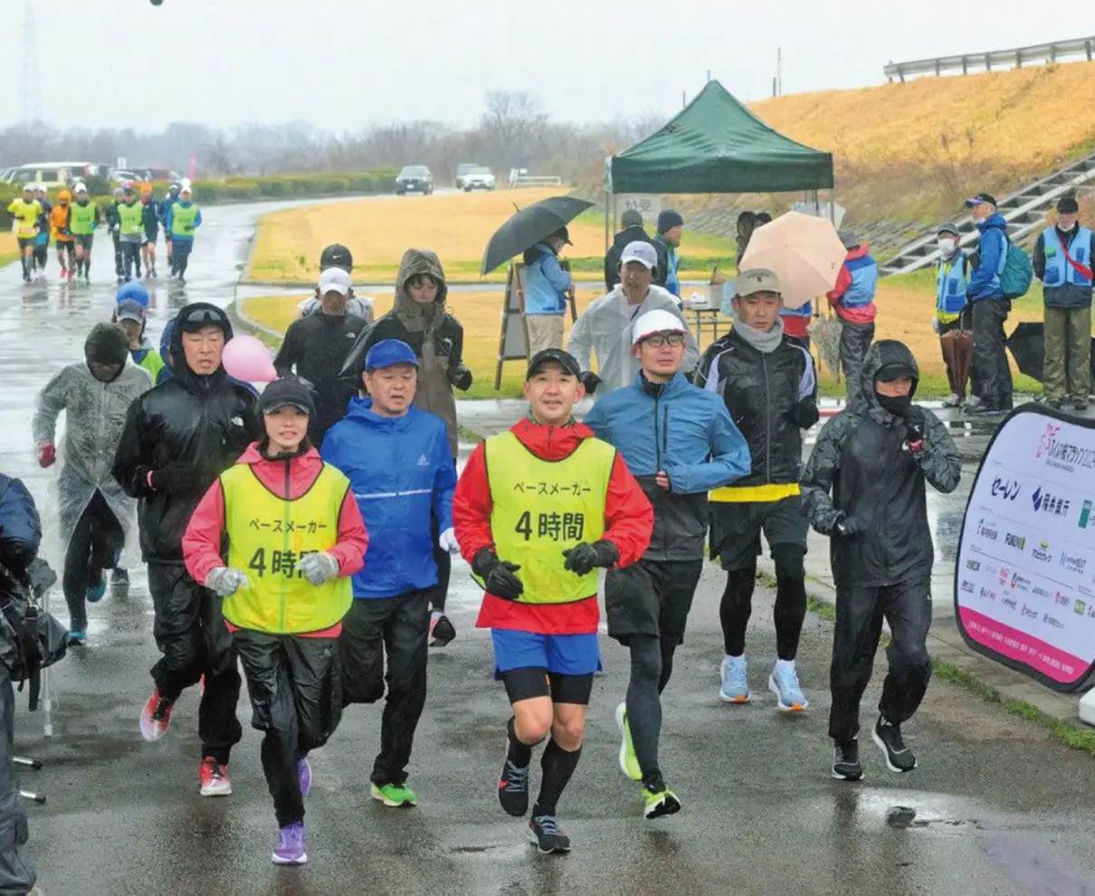 桜マラソン目標タイムへ　ペースランナーと練習会