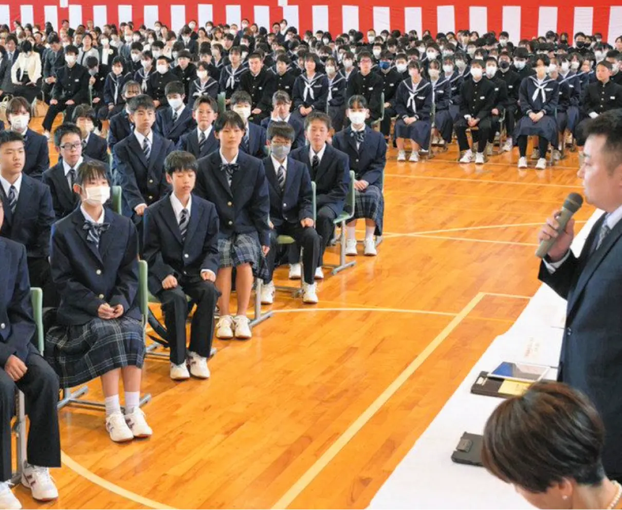 大野の中学２校、新たな歴史　　統合の陽明中と開成中で入学式