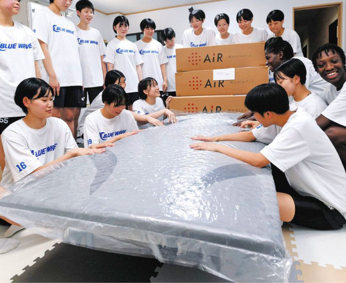 大谷マットレス届いた！　日本一の夢へ励み 　福井工大福井高女子バスケ部