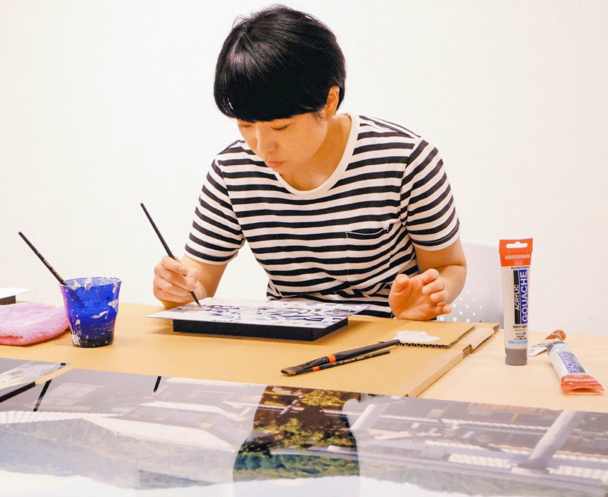 芸術家５人の制作間近に　熊川宿若狭美術館で公開