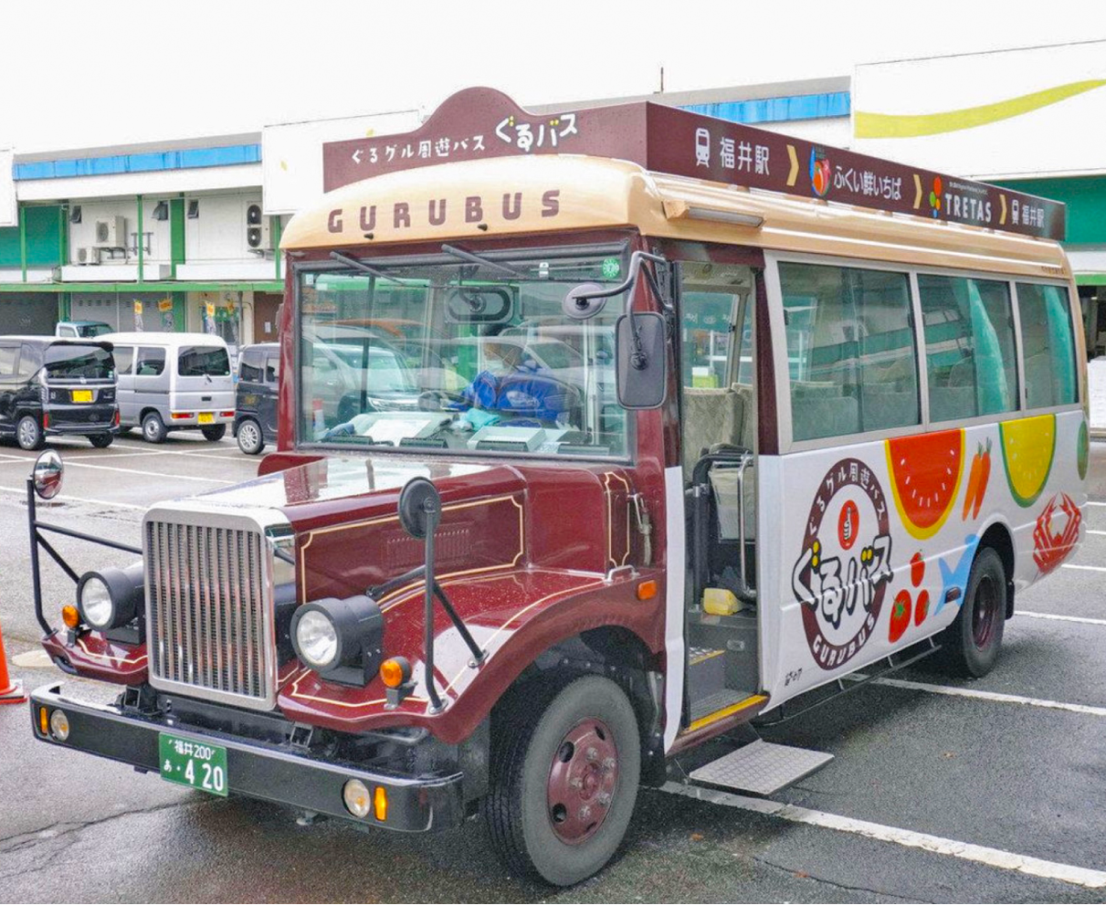 福井駅⇔ふくい鮮いちば、トレタス　シャトルバスを通年運行　福井市、25年度の導入検討　　地元食材を観光客らにPR