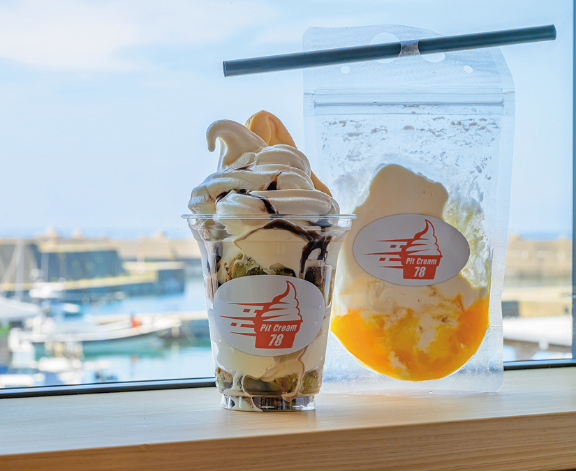 Pit Cream 78｜バイク好きの店主が営む、 海辺の小さなスイーツスポット。