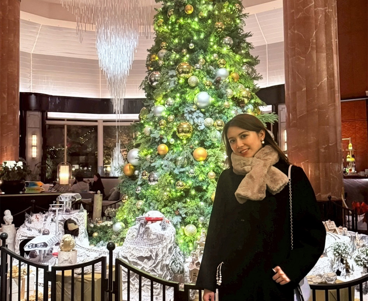 今週もイルミネーションを満喫。写真を撮っていたら、令和のJKに囲まれていて、びっくり。